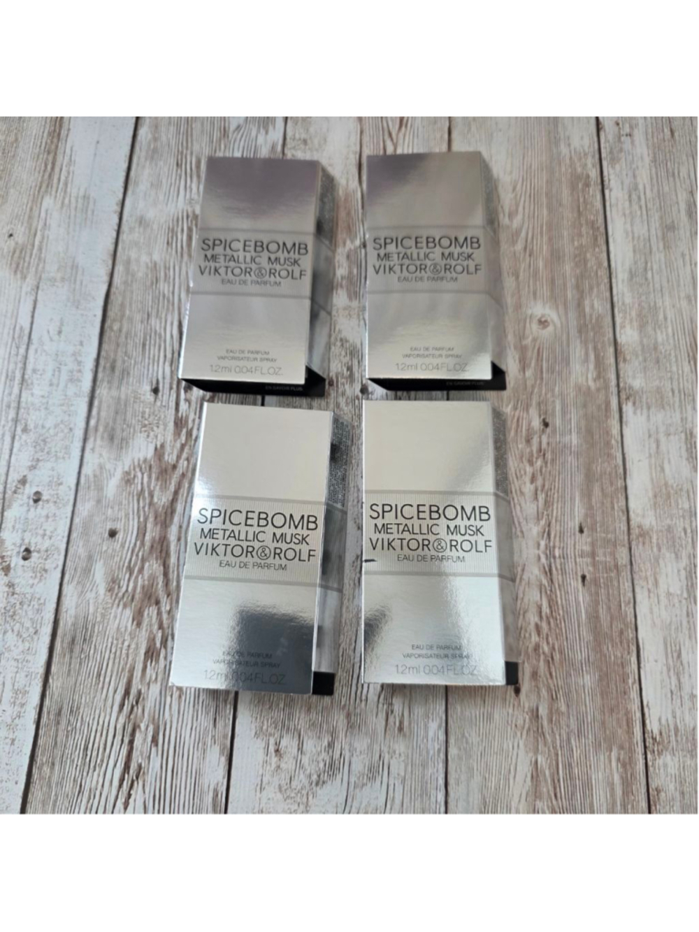 Men's Viktor & Rolf Spicebomb Metallic Musk samples